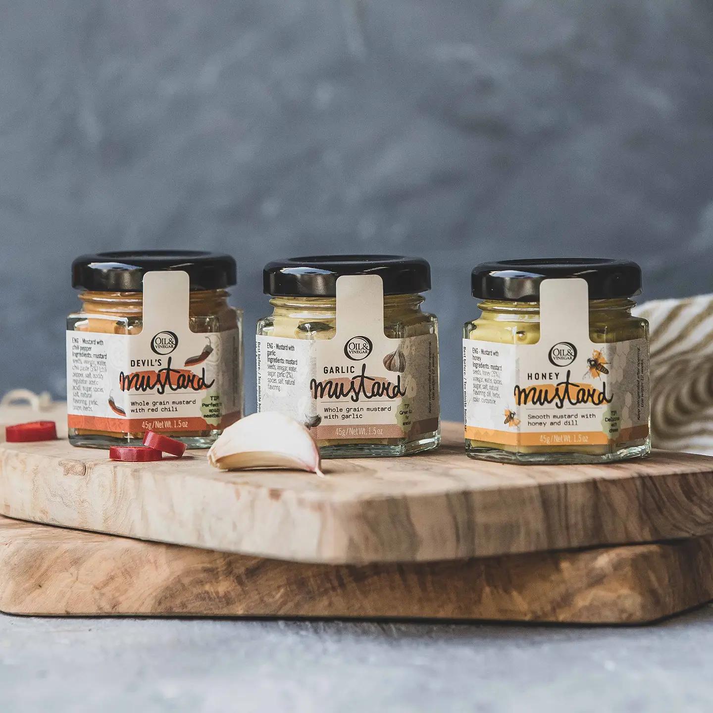 Mustard Trio