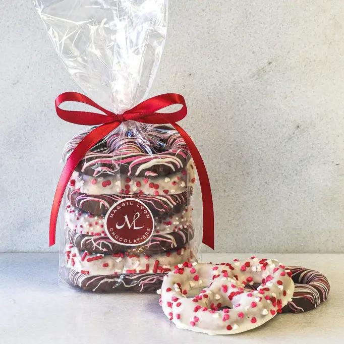 7pc Milk & White Chocolate Covered Pretzels