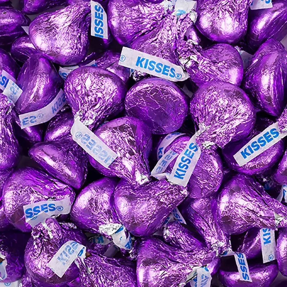 Hershey's Milk Chocolate Kisses 75ct - Purple