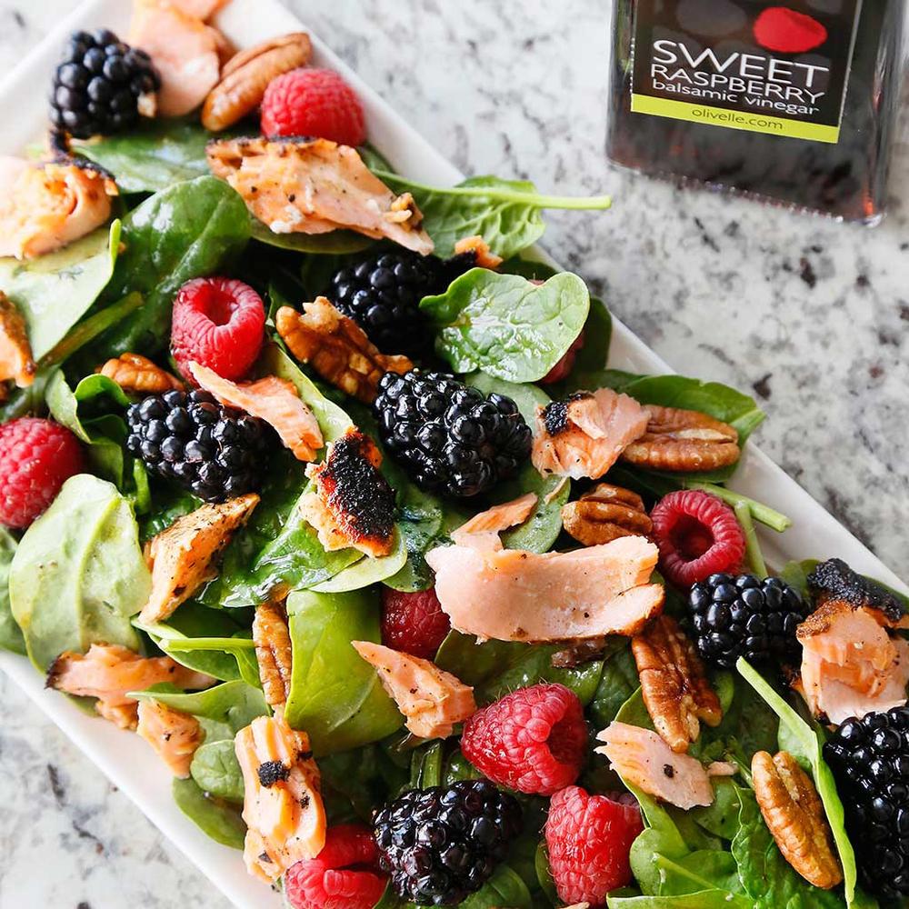 Blackened Salmon Salad with Berries and Pecans