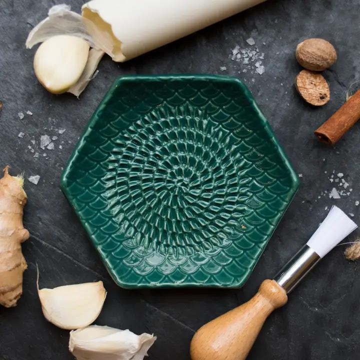 Ceramic Garlic Grater  3-Piece Set