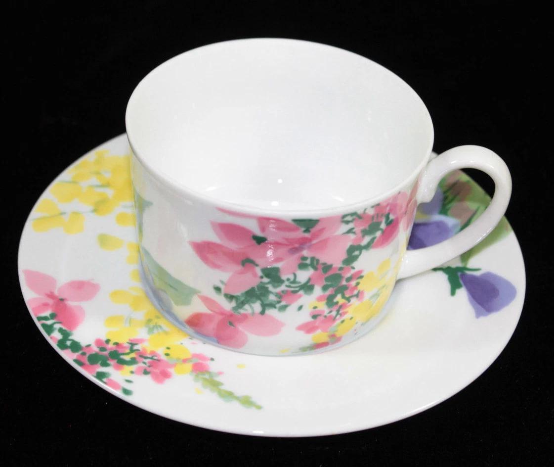 Flowered tea cups